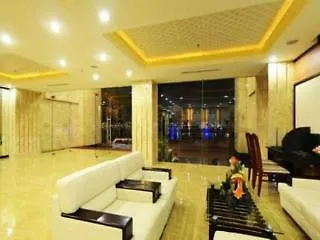 ***  Kay Hotel Da Nang - Near Dragon Bridge וייטנאם