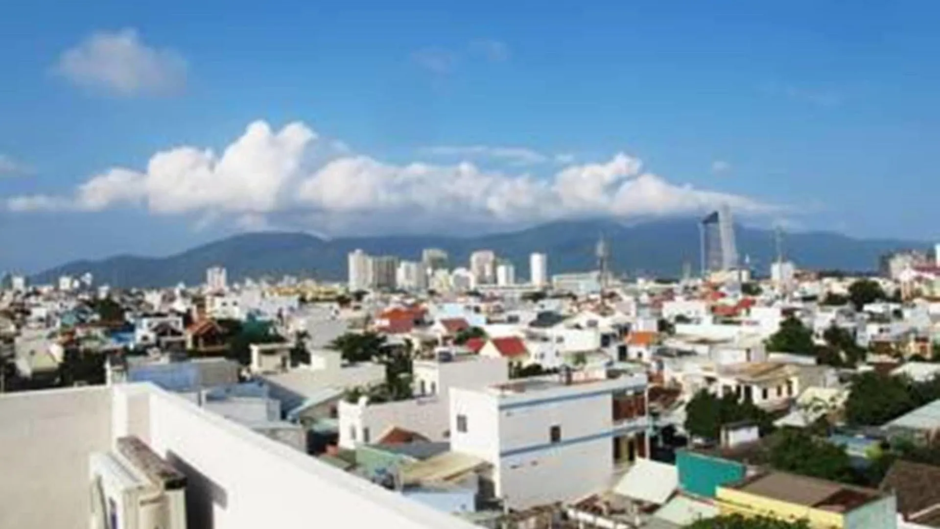 Kay Hotel Da Nang - Near Dragon Bridge