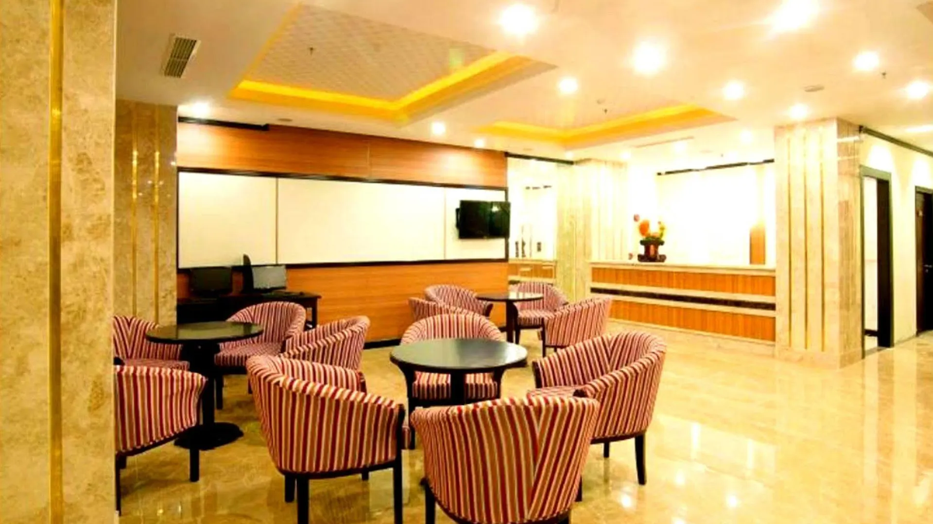 Kay Hotel Da Nang - Near Dragon Bridge