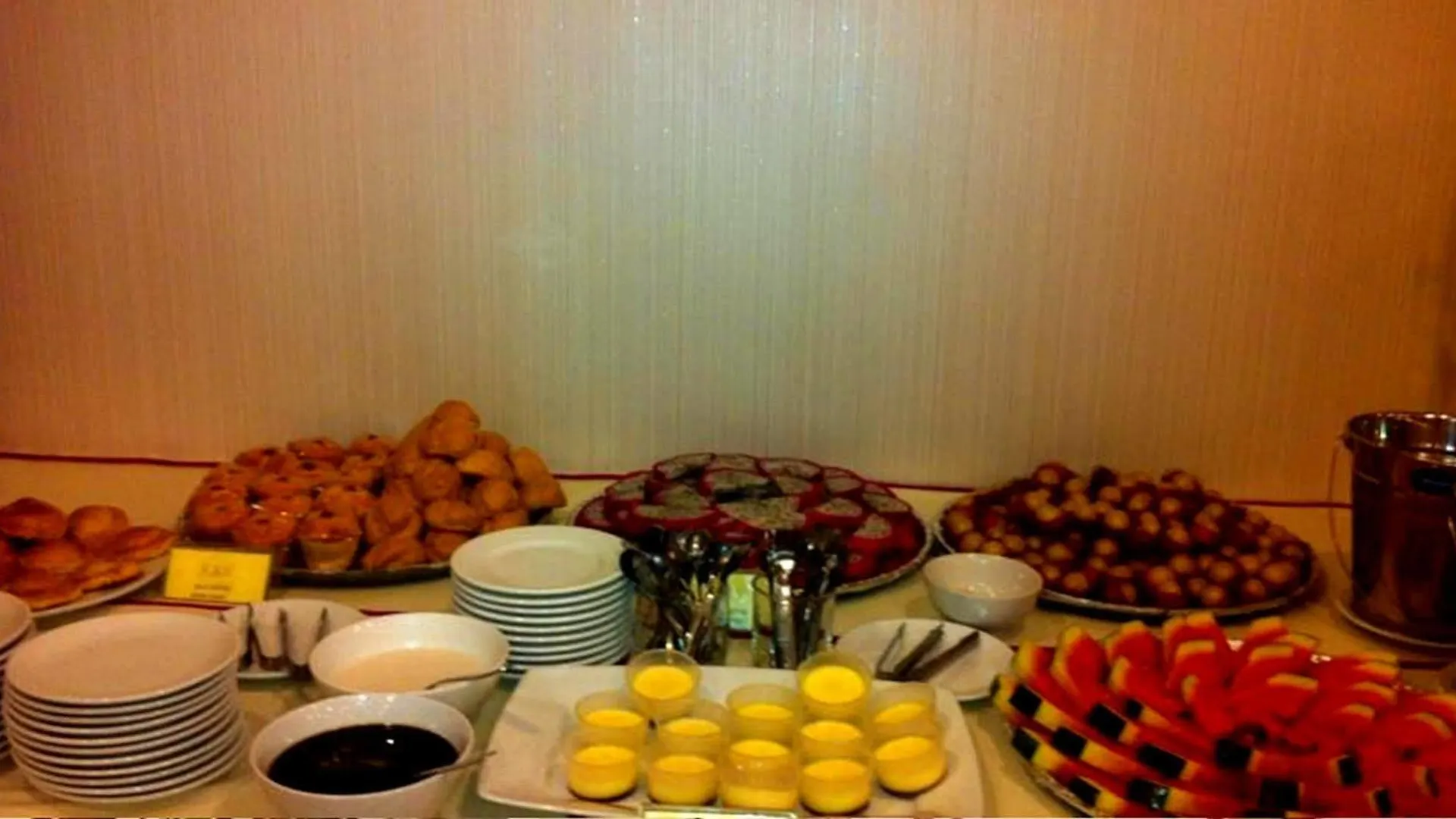 Kay Hotel Da Nang - Near Dragon Bridge 3*,